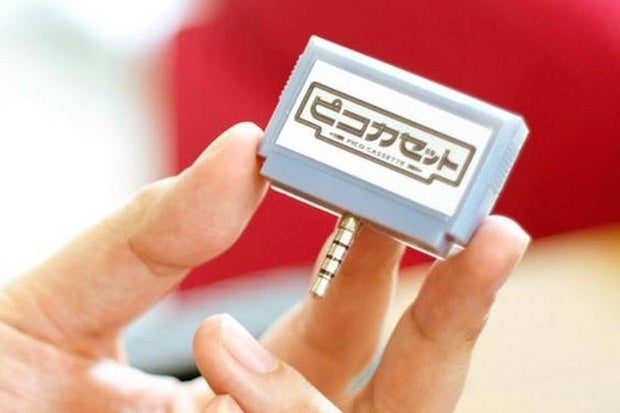This iOS game cartridge could satisfy Game Boy nostalgia (if it’s not vaporware)